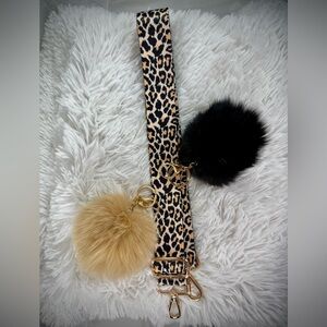 Leopard Interchangeable Shoulder Strap with Choice of Fluff Keychain!‎